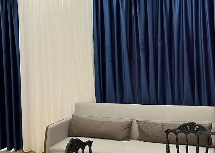 Tirana Central Apartments アパート ティラナ